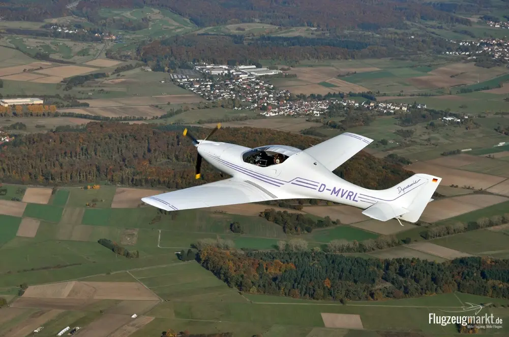 Aerospool WT-9 Dynamic RG (Ultraleichtflugzeug) - Bild 1