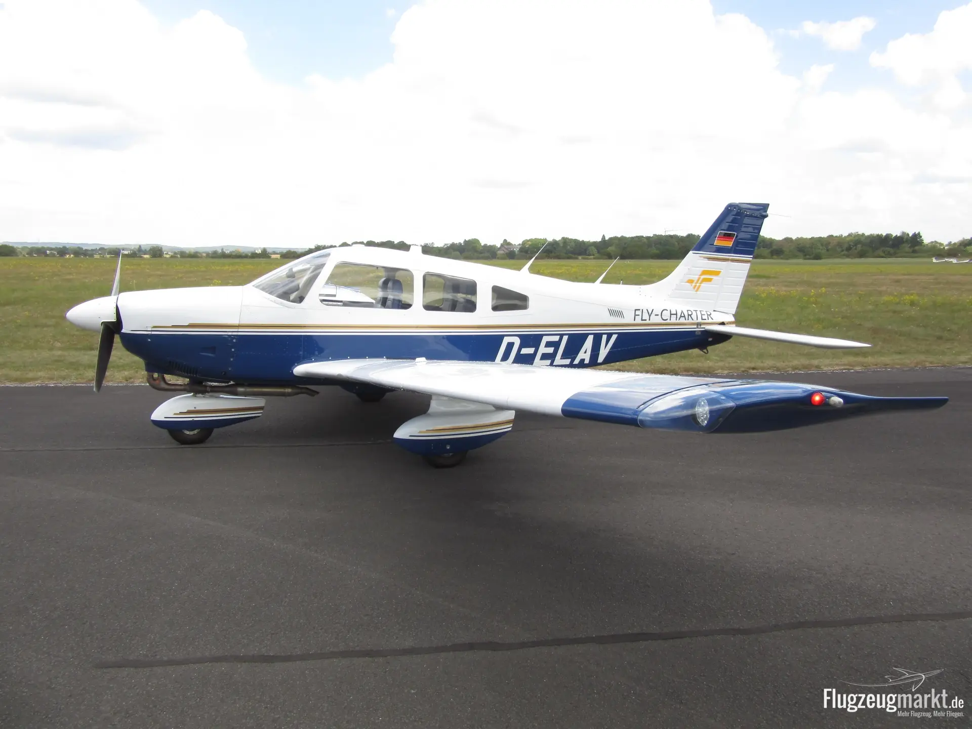 Piper Aircraft PA-28-181 Archer II (Motorflugzeug) - Bild 1