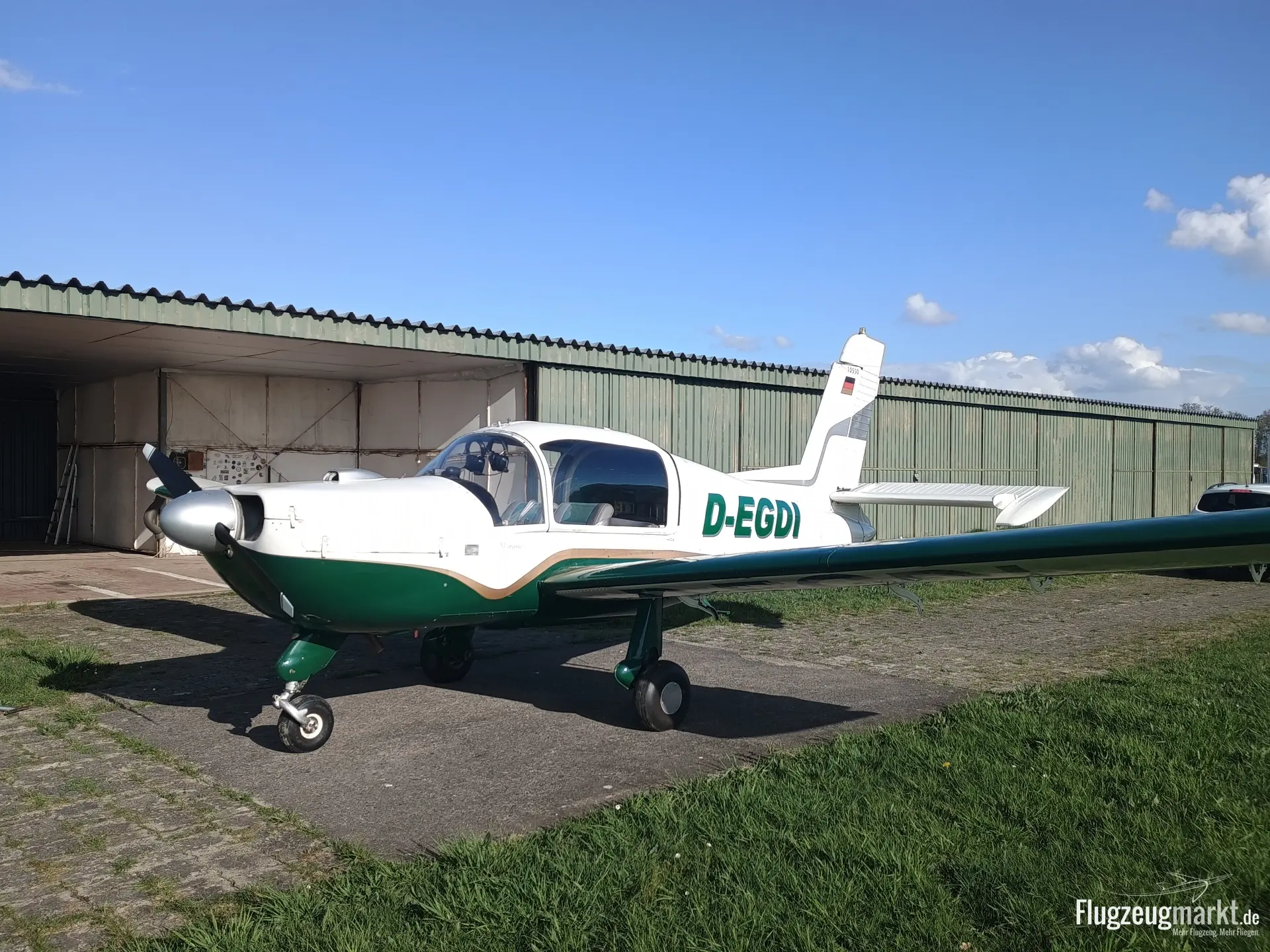 Socata MS 893 A Rallye 150 (Motorflugzeug) - Bild 1