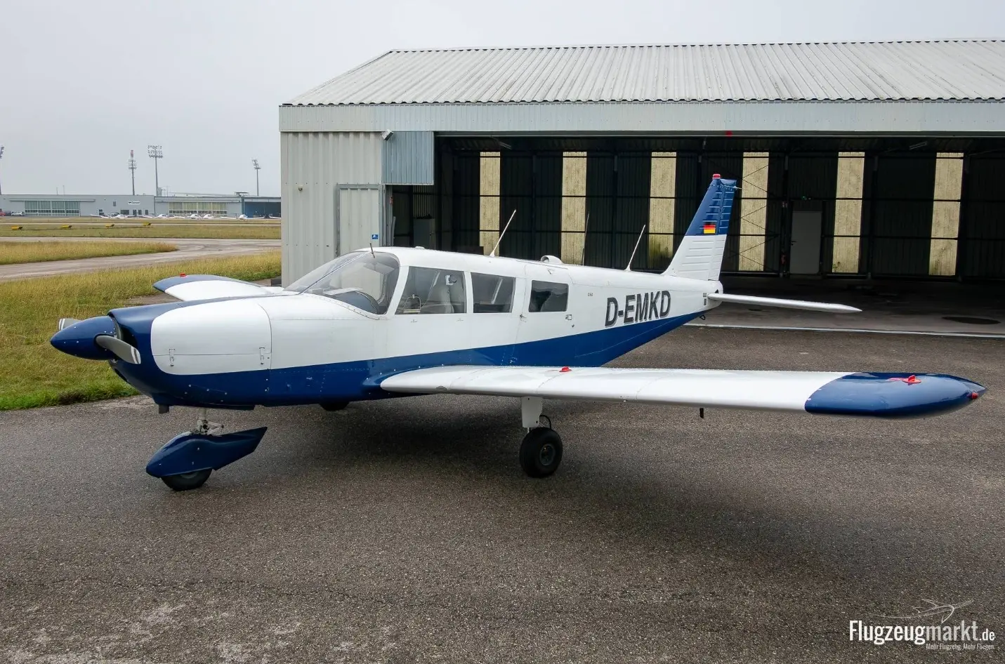 Piper Aircraft PA-32-260 Cherokee Six (Motorflugzeug) - Bild 1