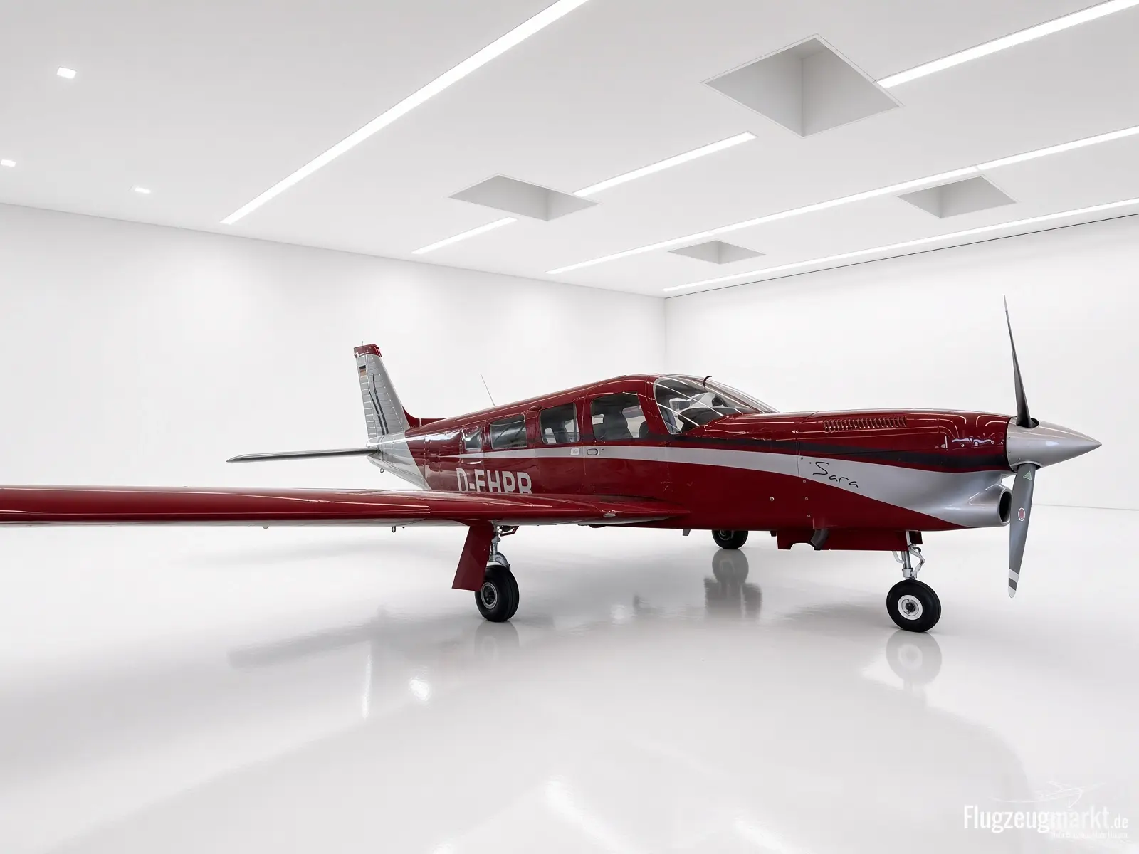 Piper Aircraft PA-32R-301T Turbo Saratoga SP (Motorflugzeug) - Bild 1
