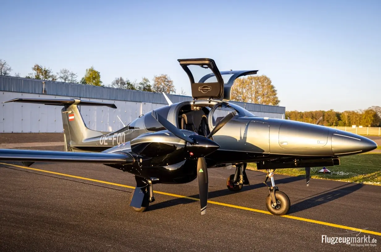 Diamond Aircraft DA62 (Motorflugzeug) - Bild 1