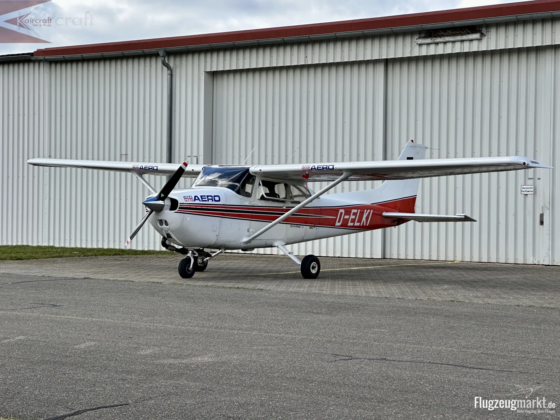 Cessna 172N (Motorflugzeug) - Bild 1
