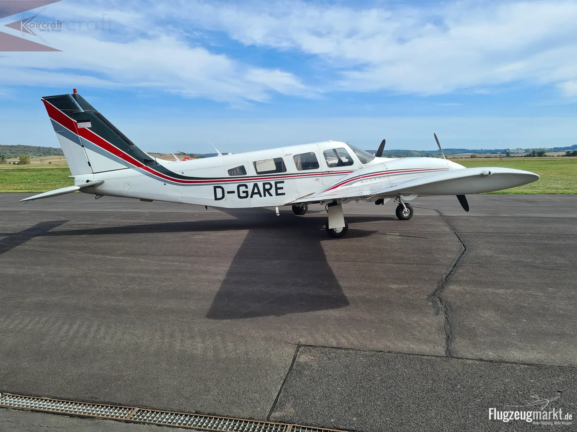 Piper Aircraft PA-34-200T Seneca II (Motorflugzeug) - Bild 1