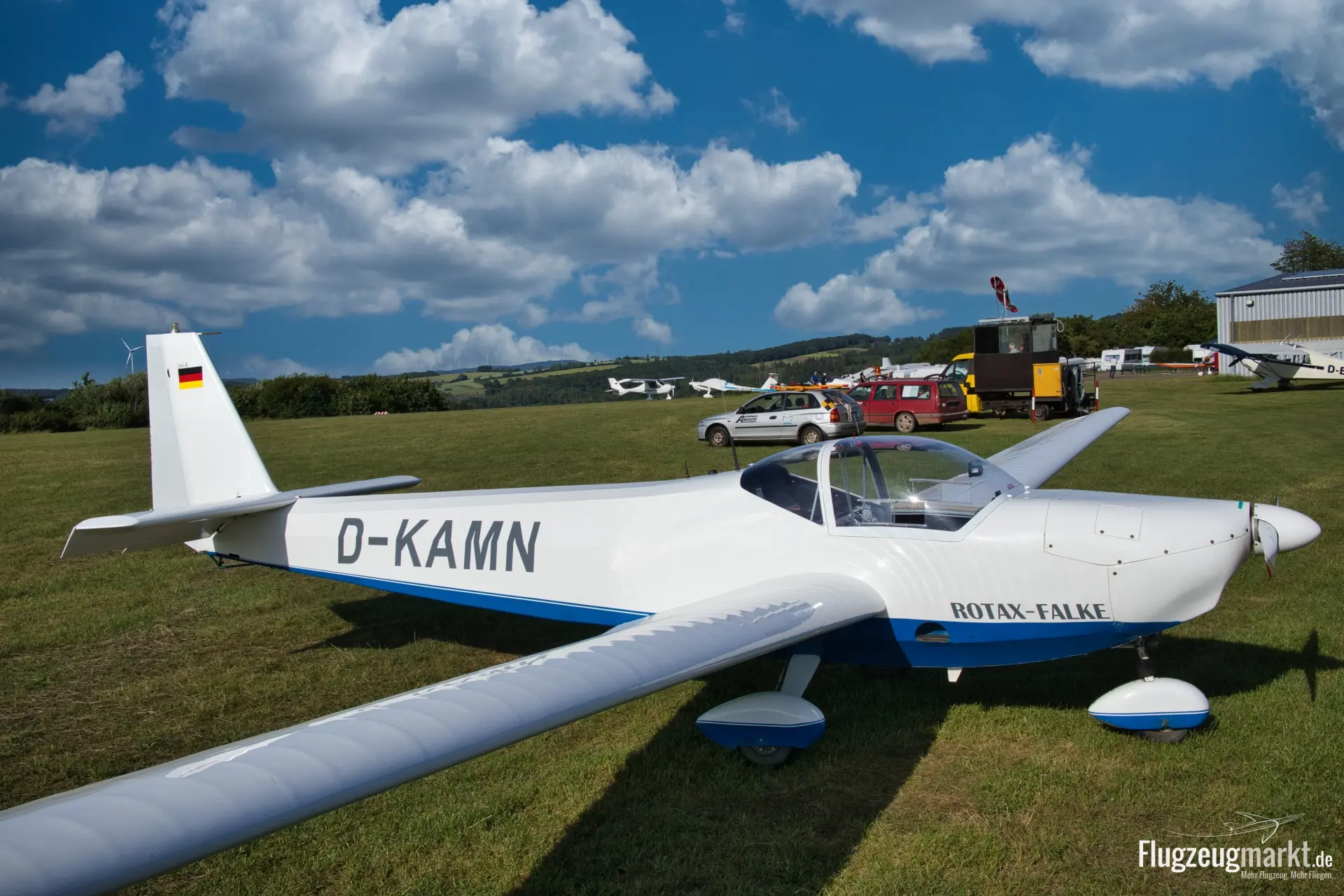 Scheibe-Flugzeugbau SF25C (Motorflugzeug) - Bild 1