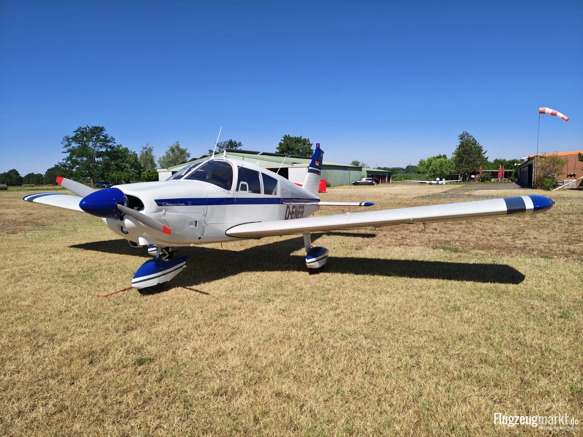 Piper Aircraft PA-28-160 Cherokee C (Motorflugzeug) - Bild 1