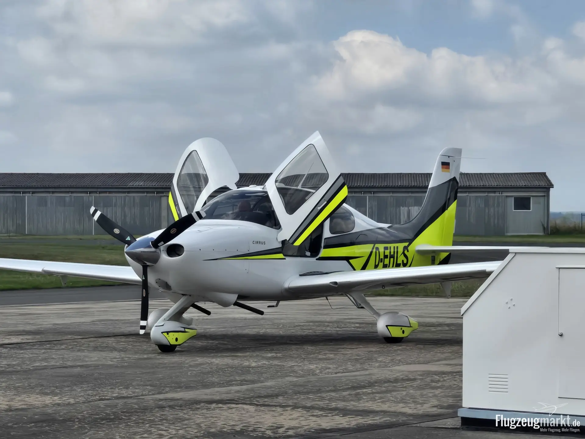 Cirrus SR20 GTS (Motorflugzeug) - Bild 1