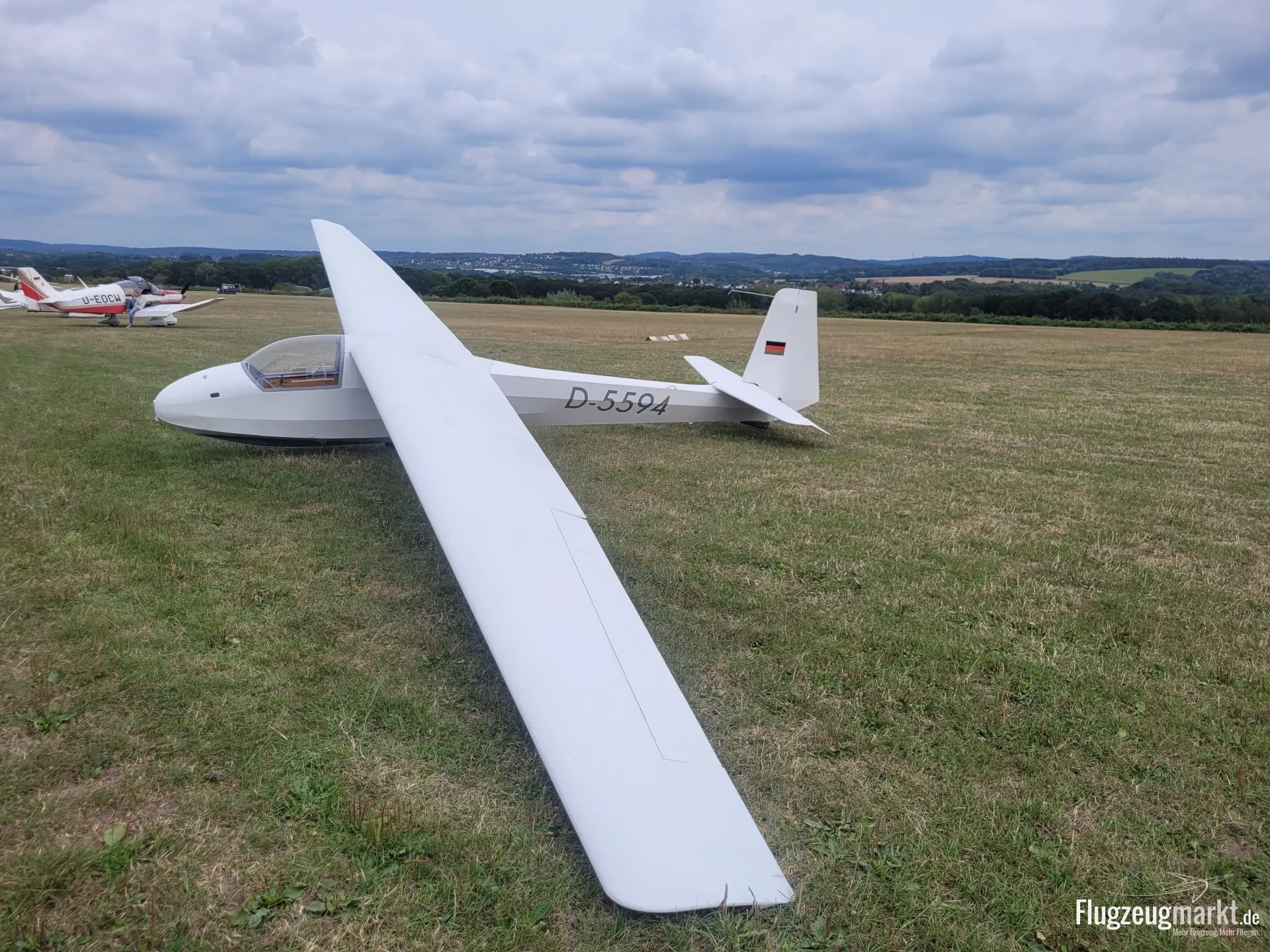 Alexander Schleicher Ka 8b (Segelflugzeug) - Bild 1