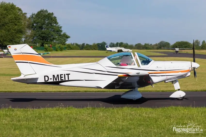 Alpi Aviation Pioneer 300 (Ultraleichtflugzeug) - Bild 1