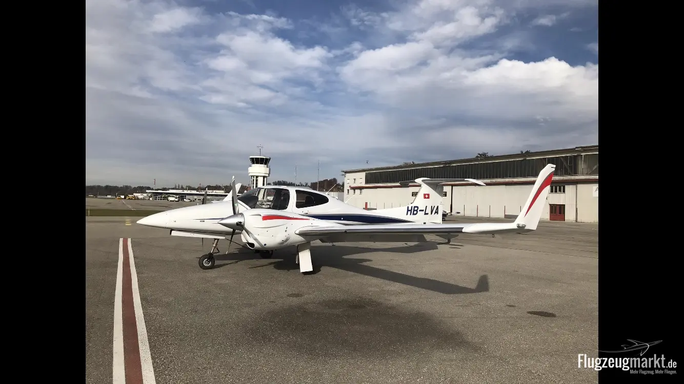 Diamond Aircraft DA42 NG (Motorflugzeug) - Bild 1