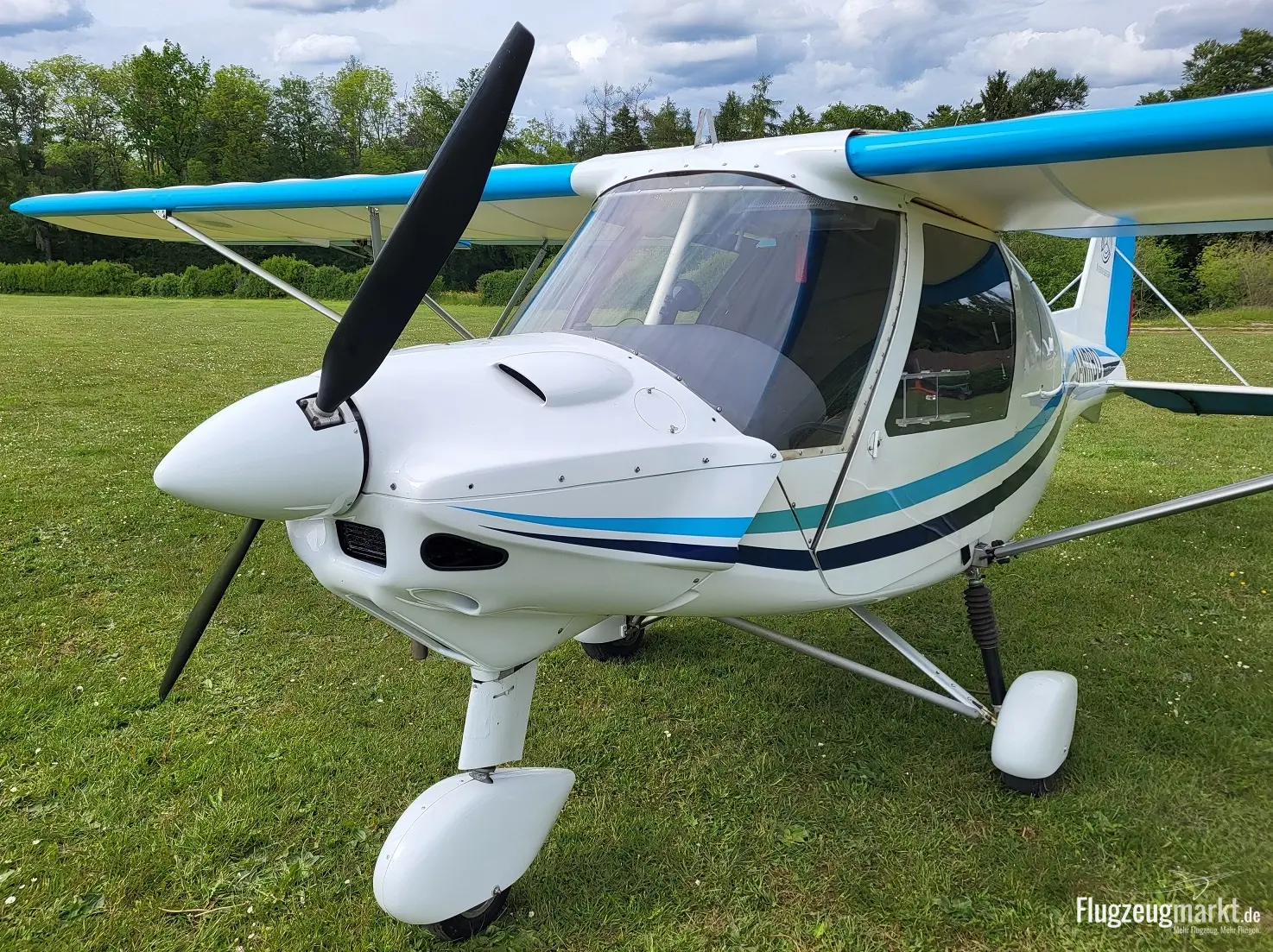 Comco Ikarus C42 A (Ultraleichtflugzeug) - Bild 1
