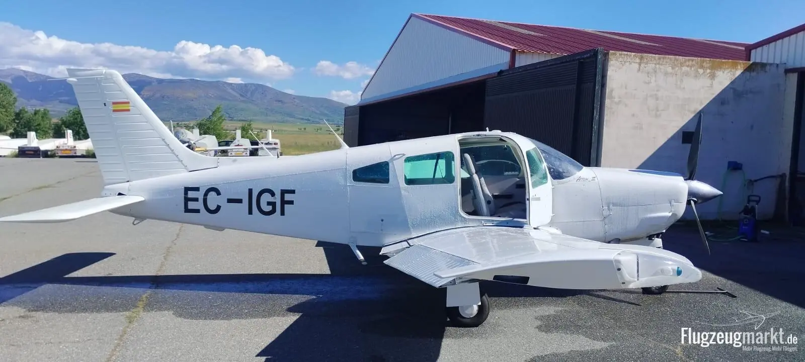 Piper Aircraft PA-28R-201 Arrow III (Motorflugzeug) - Bild 1