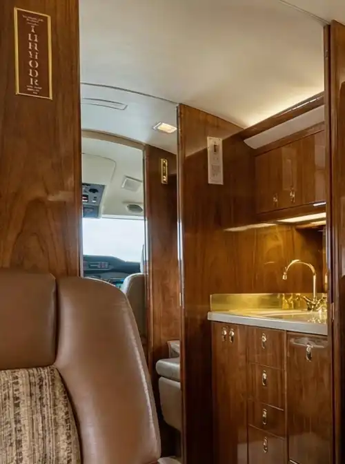 Bombardier Challenger 601-1A (Jet) - Bild 10