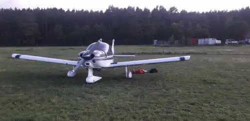 Avions Robin HR200/120B (Motorflugzeug) - Bild 2