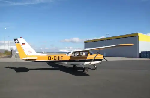Cessna F172G (Motorflugzeug) - Bild 2