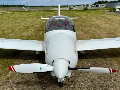 AQUILA A210 (Motorflugzeug) - Bild 11