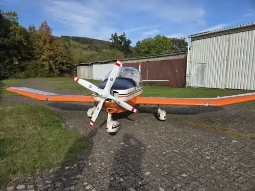 Robin DR400/180 Remorqueur (Motorflugzeug) - Bild 2