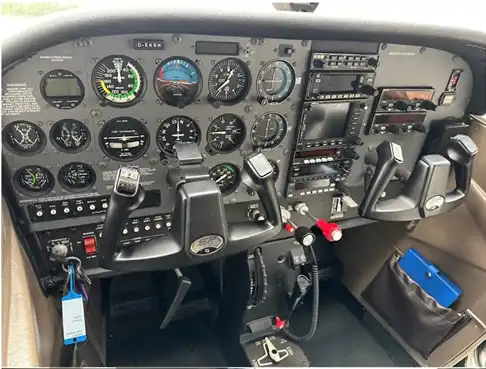 Cessna 172S Skyhawk (Motorflugzeug) - Bild 5