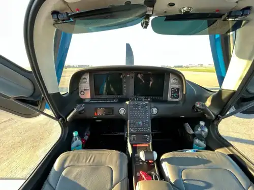 Cirrus SR22T G6 GTS (Motorflugzeug) - Bild 7