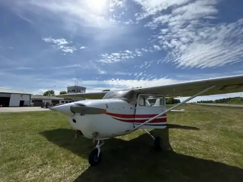 Cessna 172 (Motorflugzeug) - Bild 2