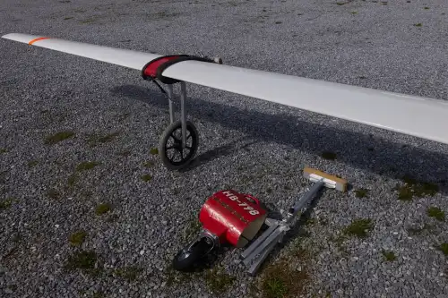 Glasflügel Segelflugzeugbau H 301 Libelle (Segelflugzeug) - Bild 8