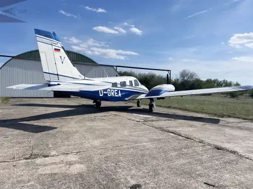 Piper Aircraft PA-34-220T Seneca V (Motorflugzeug) - Bild 3