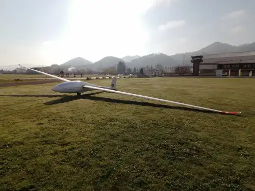 Schempp-Hirth Ventus c (Segelflugzeug) - Bild 9