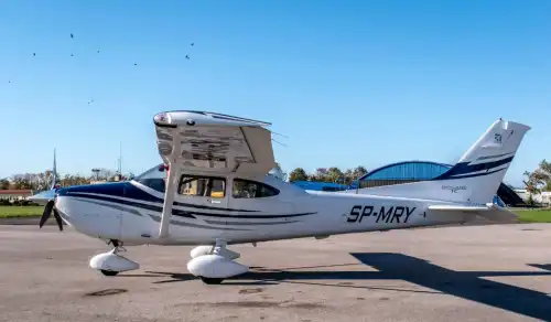 Cessna T182T Skylane (Motorflugzeug) - Bild 4