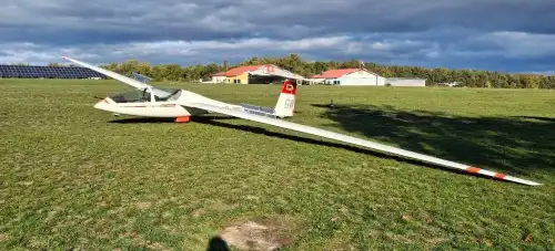 DG Flugzeugbau DG-500 (Segelflugzeug) - Bild 2