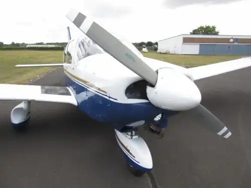 Piper Aircraft PA-28-181 Archer II (Motorflugzeug) - Bild 8