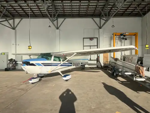 Motorflugzeug 172N des Herstellers Cessna