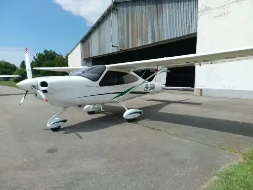 Tecnam P2010 (Motorflugzeug) - Bild 3