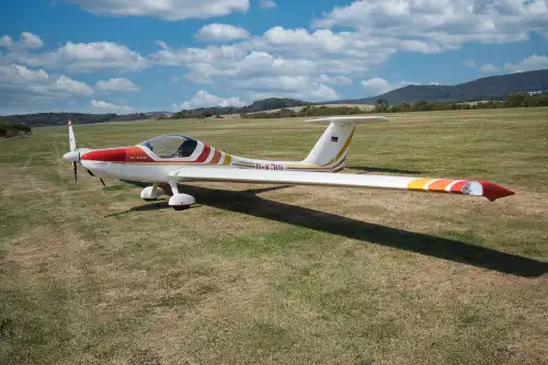 Motorsegler G109A des Herstellers Grob Aircraft