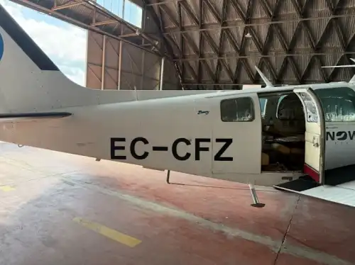 Beechcraft Baron 58 (Motorflugzeug) - Bild 5