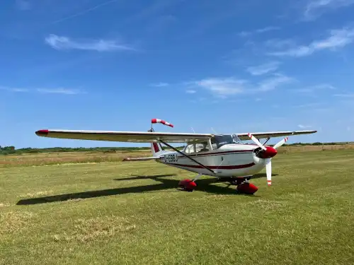 Motorflugzeug FR172F Reims Rocket des Herstellers Cessna