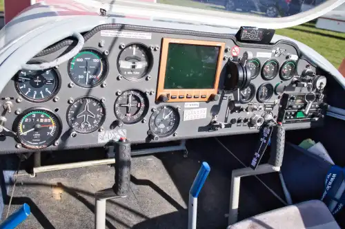 Scheibe-Flugzeugbau SF25C (Motorflugzeug) - Bild 4