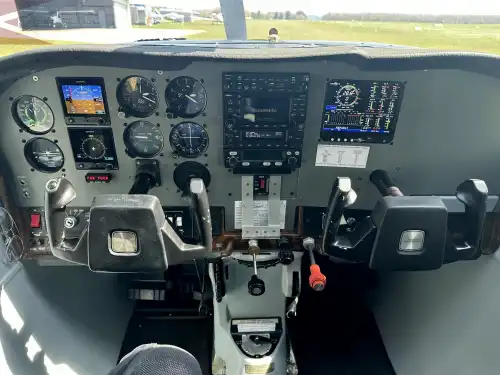 Cessna TU206F Turbo Stationair II (Motorflugzeug) - Bild 11