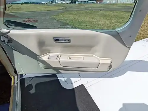Beechcraft Bonanza F33A (Motorflugzeug) - Bild 5