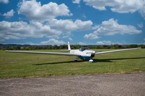 Scheibe-Flugzeugbau SF25C (Motorflugzeug) - Bild 2