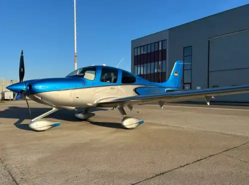 Motorflugzeug SR22T G6 GTS des Herstellers Cirrus