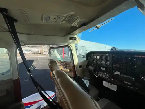 Cessna 172N (Motorflugzeug) - Bild 4