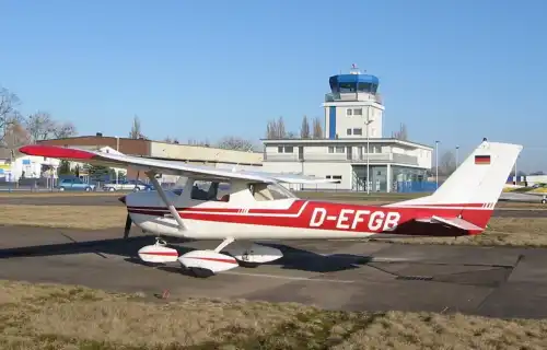 Cessna F150H (Motorflugzeug) - Bild 2