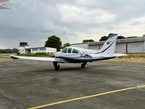 Beechcraft Bonanza F33A (Motorflugzeug) - Bild 3