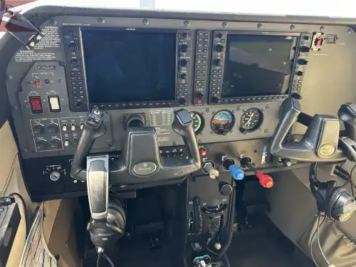 Cessna 182T Skyhawk (Motorflugzeug) - Bild 7