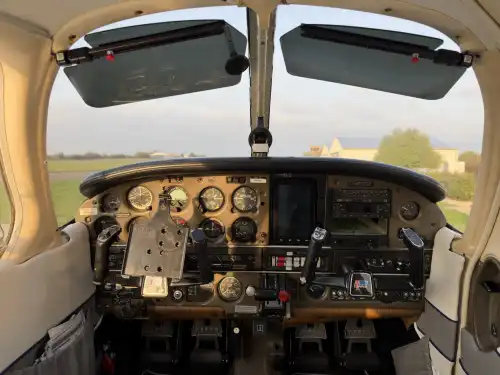 Piper Aircraft PA-28-181 Archer II (Motorflugzeug) - Bild 10