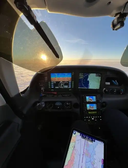 Cirrus SR22 G2 GTS (Motorflugzeug) - Bild 10