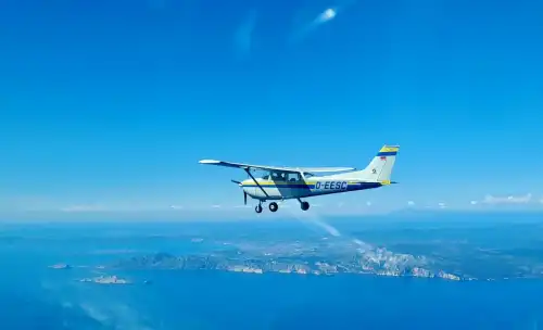 Cessna F172M (Motorflugzeug) - Bild 3
