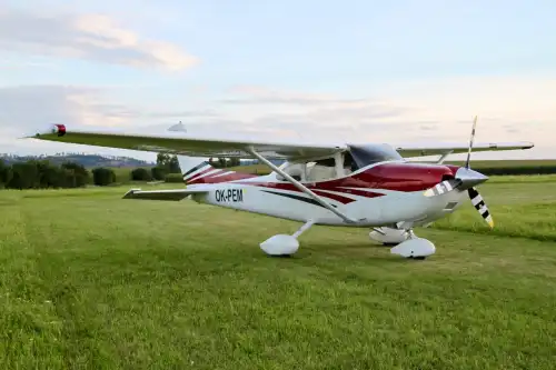 Cessna 182 Skylane (Motorflugzeug) - Bild 6