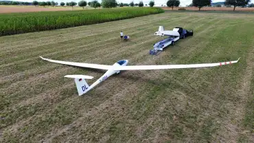 Schempp-Hirth Discus 2c (Segelflugzeug) - Bild 3