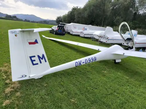 Glasflügel Segelflugzeugbau 304 S Jet (Segelflugzeug) - Bild 2